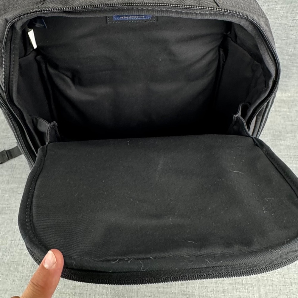 Employee Issued Los Angeles Lakers Brooks Brothers Grant Backpack New Never Used - Picture 13 of 16